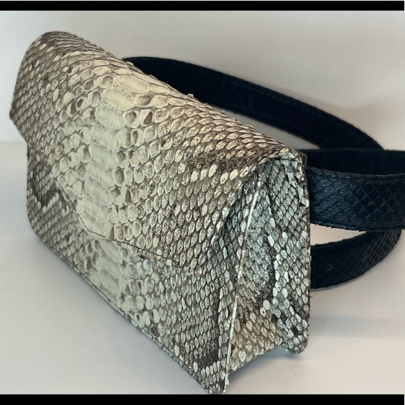 Genuine Python Beltbag - Picture 4 of 9